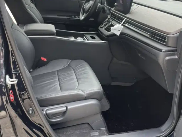 Honda Odyssey 2026 2.0L e:HEV Sharp·Intelligent Edition — Фото автомобиля 12
