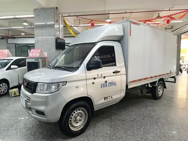 Фотография автомобиля — Wuling Rongguang New Truck