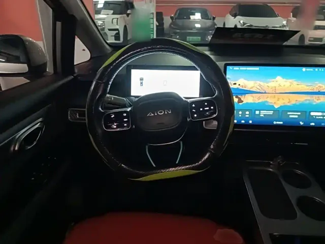 GAC Aion Y — Фото автомобиля 10