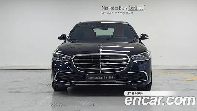 Mercedes-Benz S-Class — Фото автомобиля 3
