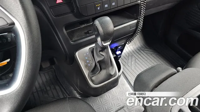 Hyundai Staria Staria Карго 3 места — Фото автомобиля 9