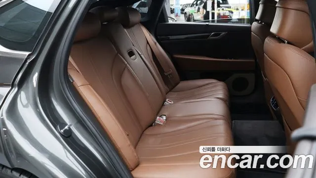 Genesis G80 RG3 — Фото автомобиля 16