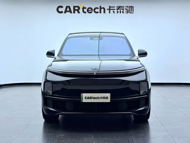 Li Auto L8 — Фото автомобиля 2