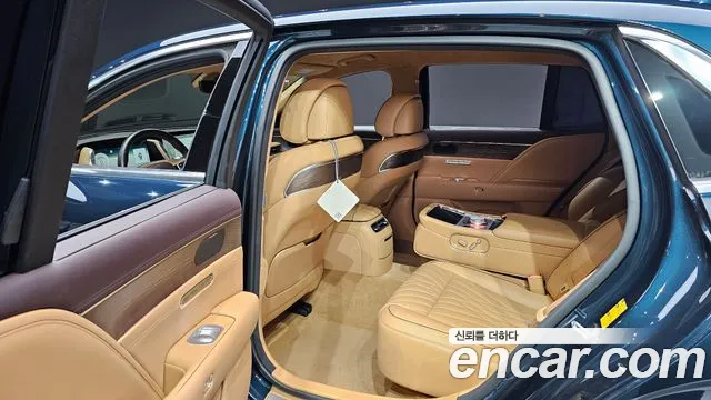 Genesis G90 Бензин 3.5 турбо AWD — Фото автомобиля 12