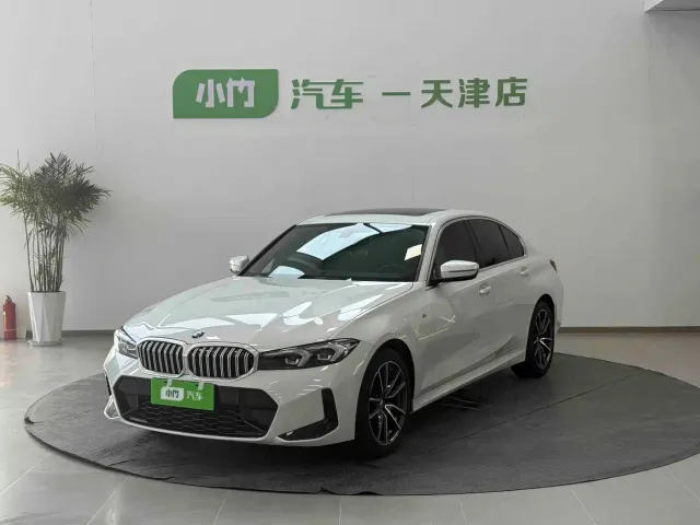 Фотография автомобиля — BMW 3 Series