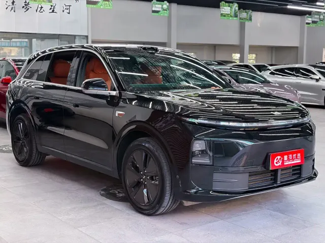 Li Auto L6 — Фото автомобиля 3