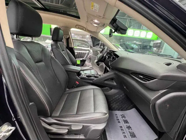 Buick Envision Plus — Фото автомобиля 12