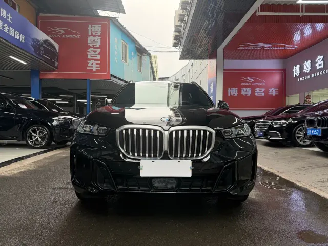 BMW X5 — Фото автомобиля 2