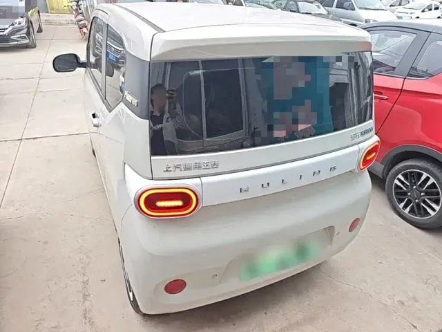 Wuling Hongguang Mini EV — Фото автомобиля 5