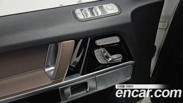 Mercedes-Benz G-Class — Фото автомобиля 25