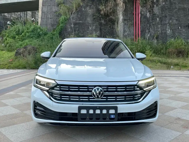 Volkswagen Sagitar — Фото автомобиля 3