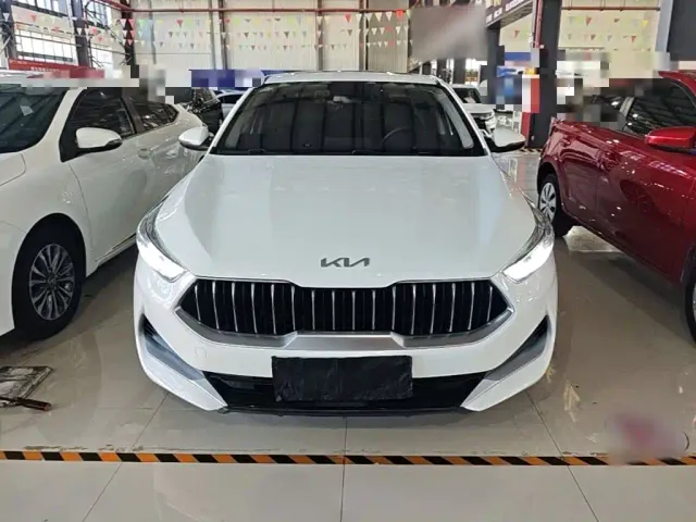 Kia K3 — Фото автомобиля 2