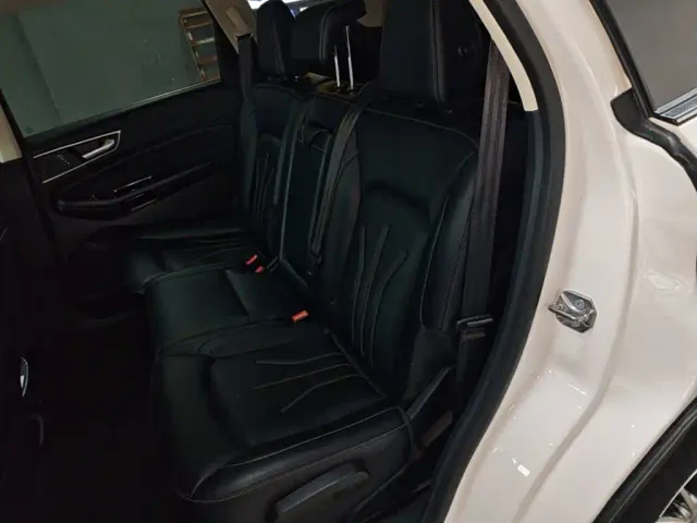 Ford Edge 2021 PLUS EcoBoost 245 FWD Luxury Sharp 7-seater — Фото автомобиля 16