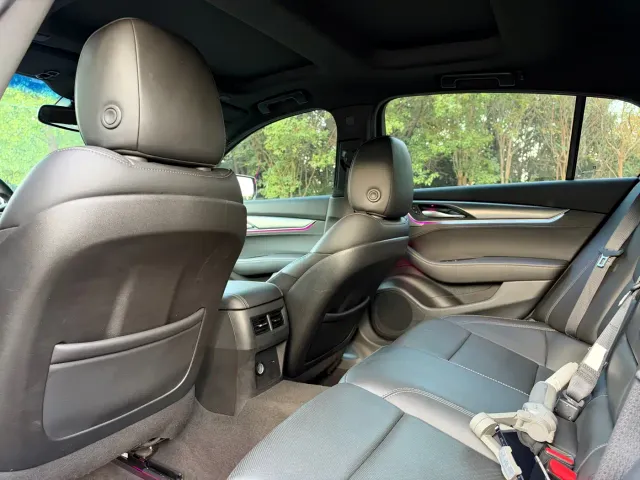 Cadillac CT5 — Фото автомобиля 6