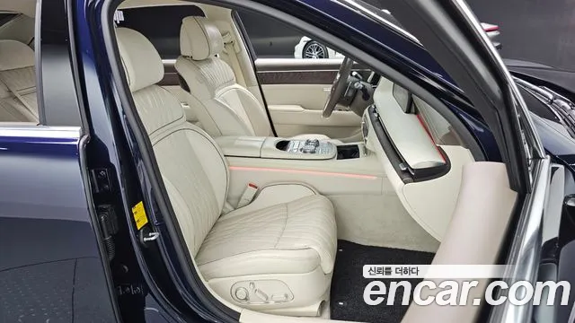 Genesis G90 Бензин 3.5 турбо AWD — Фото автомобиля 10