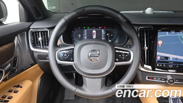 Volvo S90 — Фото автомобиля 14