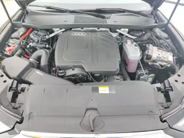 Audi Audi A6L 2023 Facelift 45 TFSI Premium Elegance — Фото автомобиля 10