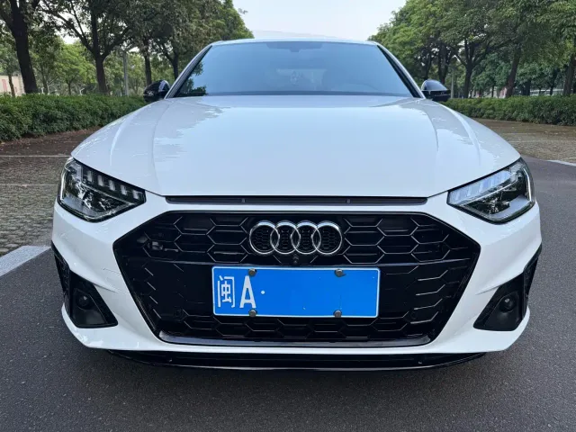 Audi A4L — Фото автомобиля 2