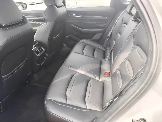 Geely Xingrui — Фото автомобиля 7
