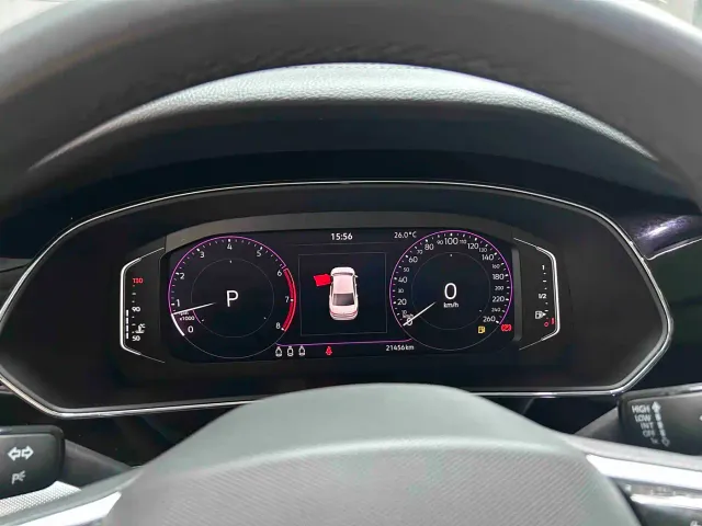 Volkswagen Passat — Фото автомобиля 6