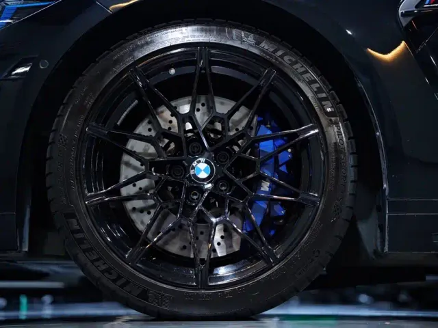 BMW M4 — Фото автомобиля 17