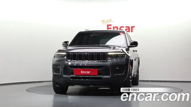 Jeep Cherokee Grand Cherokee(WL) L 3.6 Overland — Фото автомобиля 3