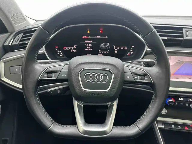 Audi Q3 — Фото автомобиля 18