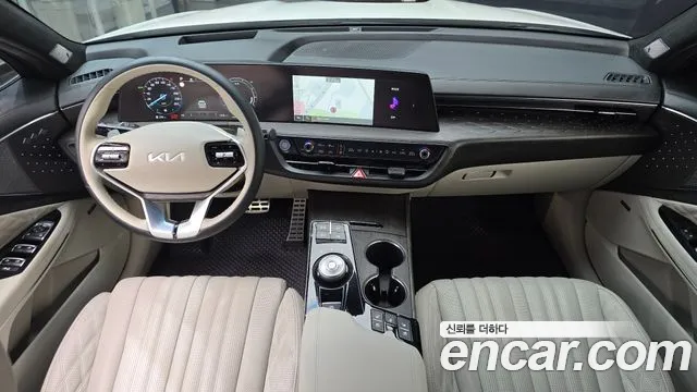 Kia K8 Hybrid — Фото автомобиля 10