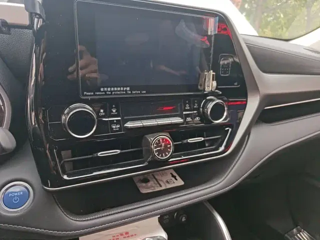 Toyota Highlander — Фото автомобиля 12