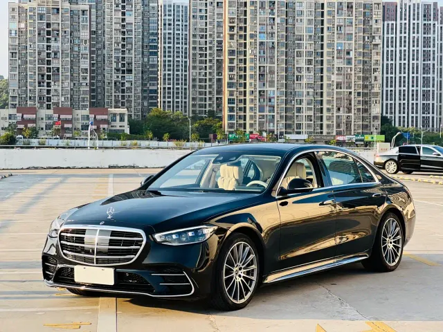 Фотография автомобиля — Mercedes-Benz S-Class