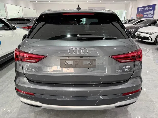 Audi Q3 — Фото автомобиля 5