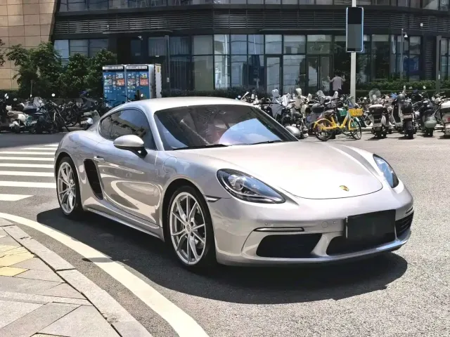 Porsche 718 — Фото автомобиля 3