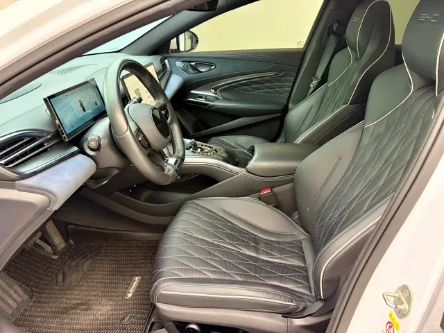 BYD Seal — Фото автомобиля 14