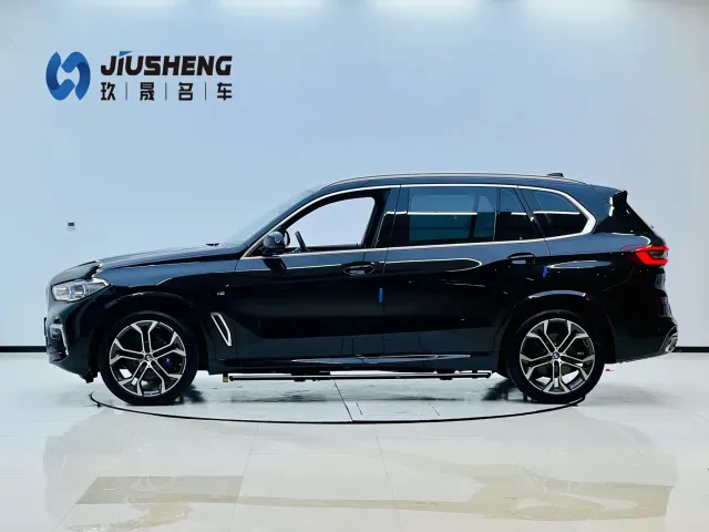 BMW X5 — Фото автомобиля 3