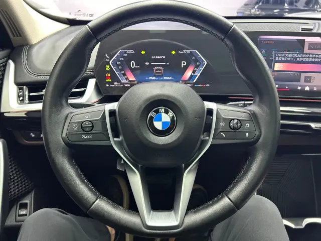 BMW X1 — Фото автомобиля 12