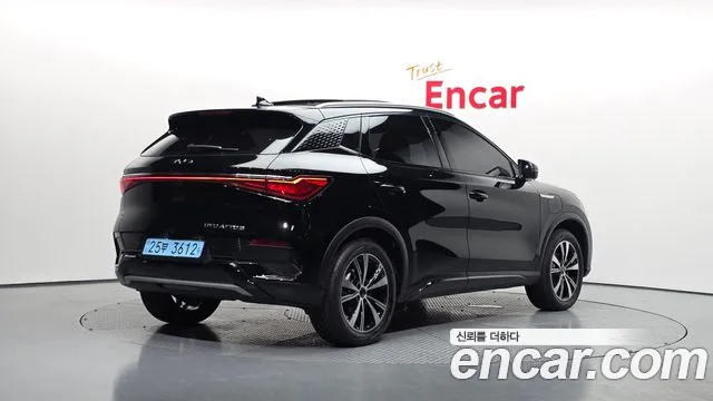 BYD Atto 3 — Фото автомобиля 2