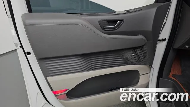 Hyundai Staria Staria — Фото автомобиля 23