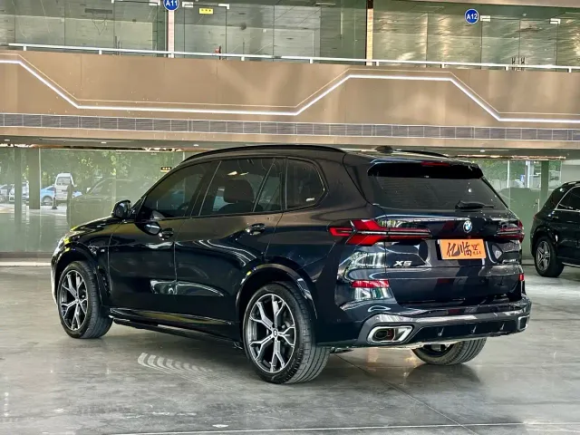BMW X5 — Фото автомобиля 16
