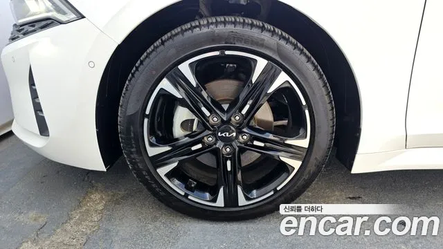 Kia K5 Signature — Фото автомобиля 5