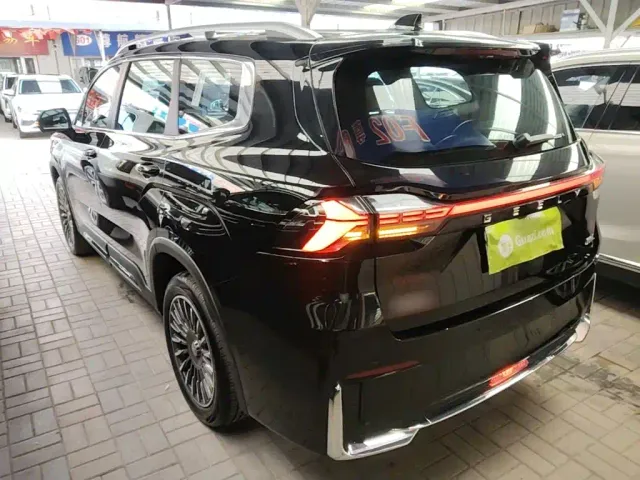 Geely Haoyue L — Фото автомобиля 4