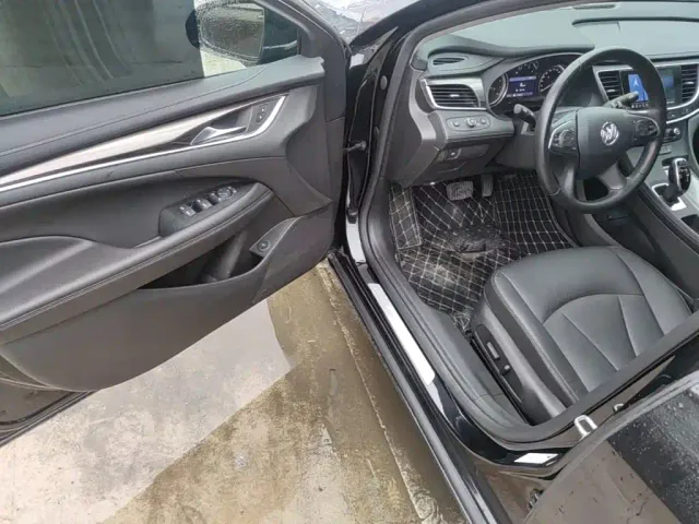 Buick LaCrosse — Фото автомобиля 15