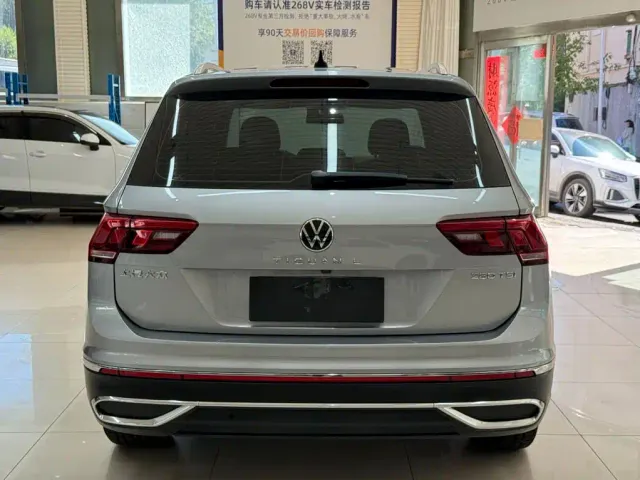 Volkswagen Tiguan L — Фото автомобиля 5