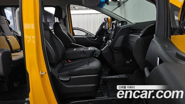 Hyundai Staria — Фото автомобиля 17