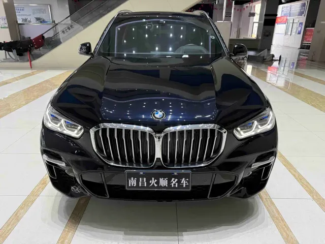BMW X5 — Фото автомобиля 3