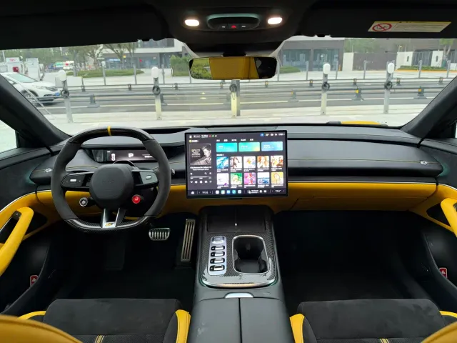 Xiaomi Auto Xiaomi SU7 Ultra 2025 Model Ultra — Фото автомобиля 5