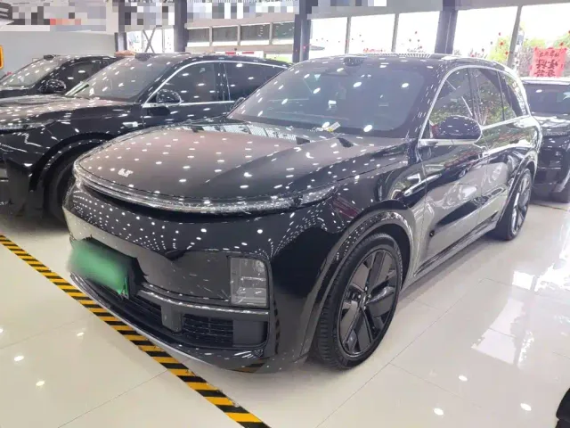 Фотография автомобиля — Li Auto L8