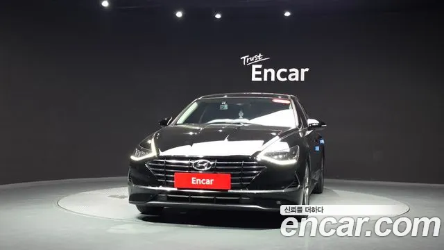 Hyundai Sonata Sonata (DN8) 2.0 LPG(Для проката) — Фото автомобиля 3