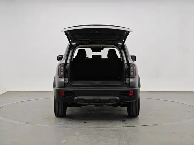 Haval Big Dog — Фото автомобиля 9
