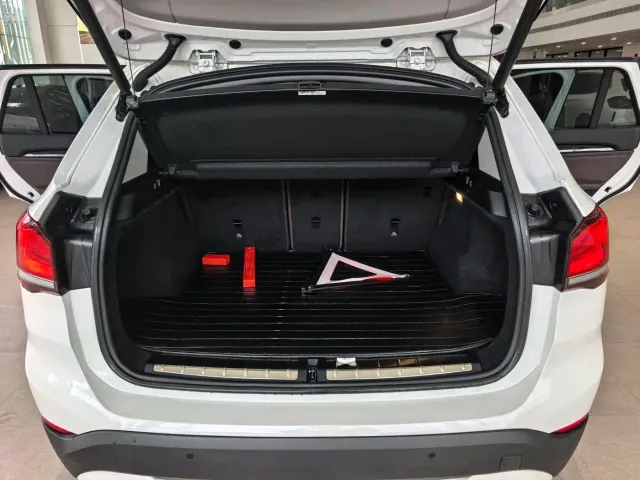 BMW X1 — Фото автомобиля 18