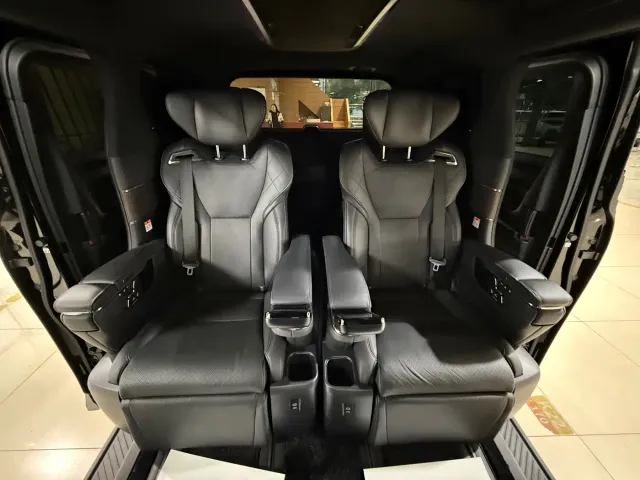 Toyota Alphard — Фото автомобиля 16